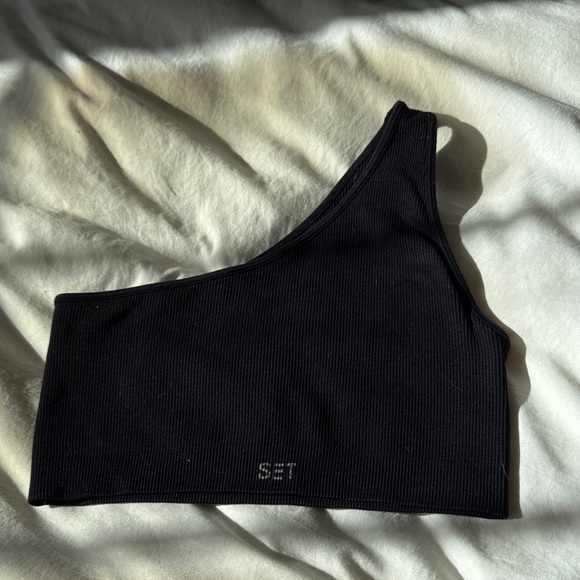 SET Active Other - Black SET active sports bra